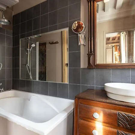 La Maison De Atypical House Center 12p Ferienhaus Honfleur