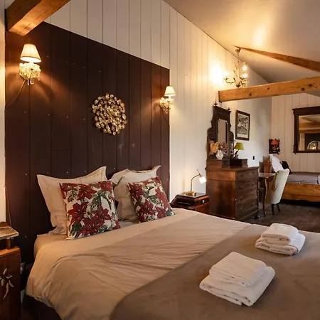 La Maison De Atypical House Center 12p Ferienhaus *