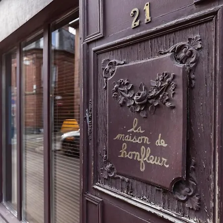 La Maison De Atypical House Center 12p *