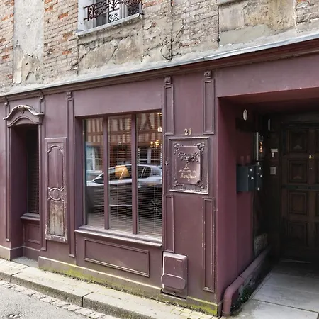 La Maison De Atypical House Center 12p *