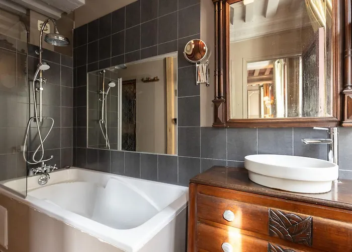 La Maison De Atypical House Center 12p Hébergement de vacances Honfleur