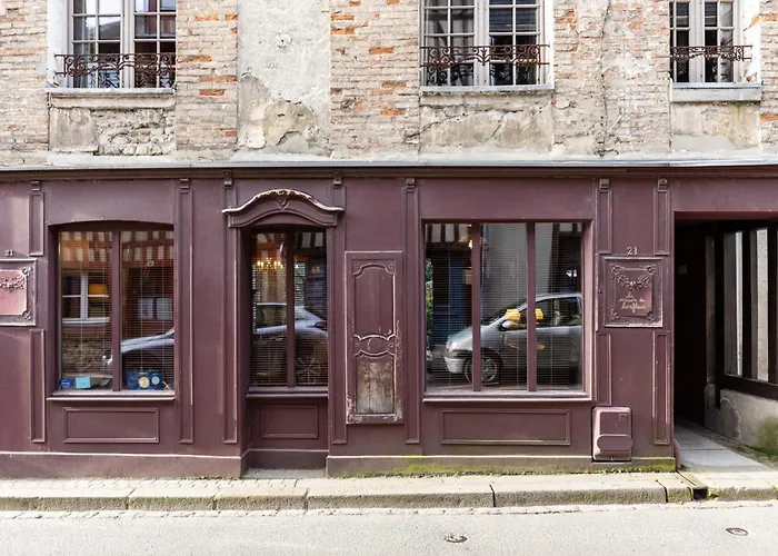 La Maison De Atypical House Center 12p *